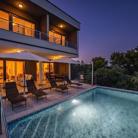 Pura Vida With Sea View * Pula